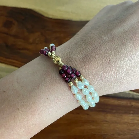 Cute Pearl Vintage Bracelet - Picture 3 of 3